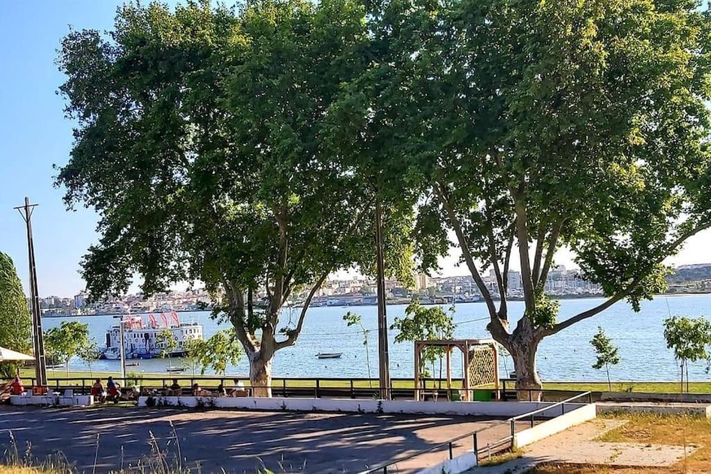דירות Seixal Bay House!! מראה חיצוני תמונה